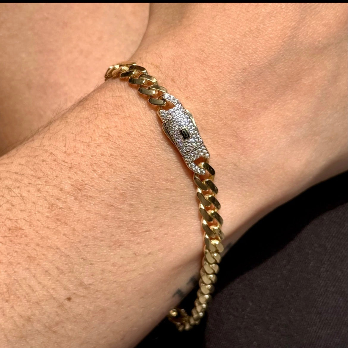 Bracelet