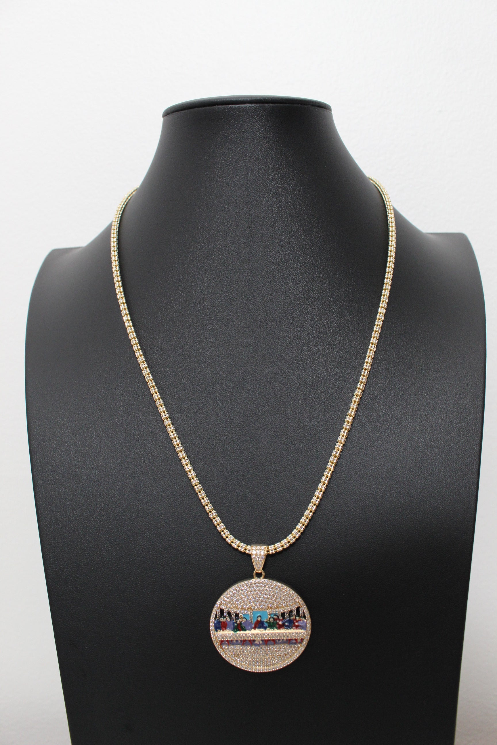 Men chain